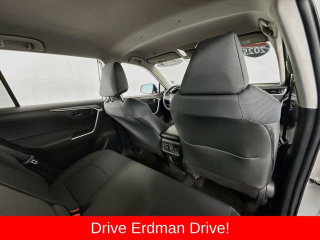 Certified 2025 Toyota RAV4 LE FWD image 28