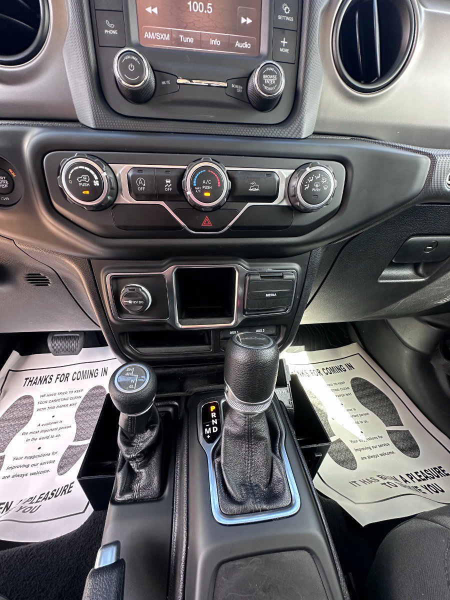 Used 2021 Jeep Gladiator Sport AWD/4WD image 12