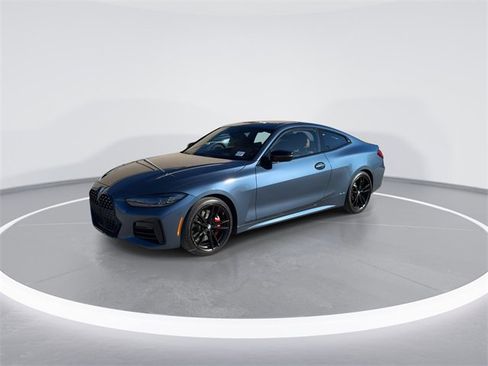 Used 2024 BMW M440i Coupe w/ Premium Package image 3