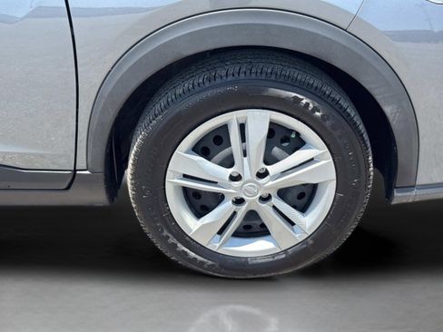 Used 2025 Nissan Kicks Play S FWD image 33