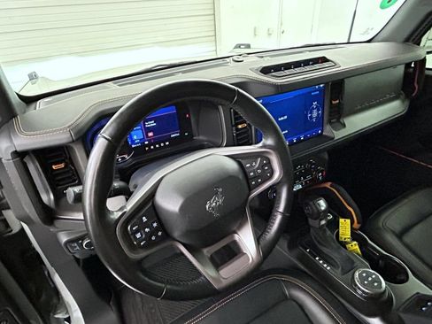 Used 2024 Ford Bronco Badlands AWD/4WD image 13