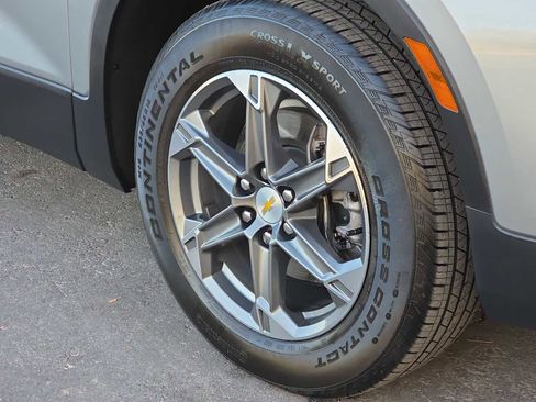 Used 2023 Chevrolet Blazer LT image 12