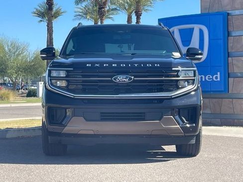 Used 2025 Ford Expedition King Ranch image 5
