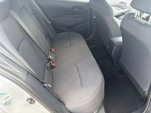 Used 2022 Toyota Corolla LE FWD image 31