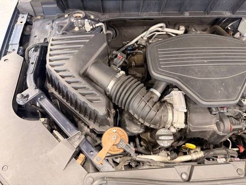 Used 2018 GMC Acadia Denali w/ Technology Package AWD/4WD image 44