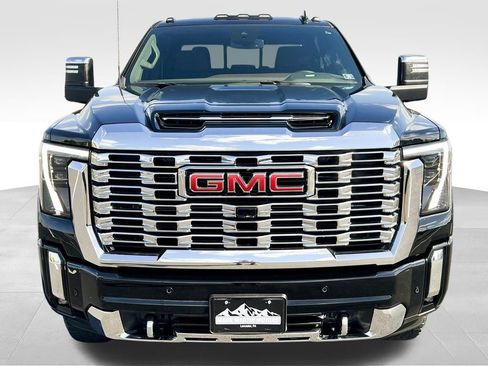 Used 2024 GMC Sierra 2500 Denali image 13