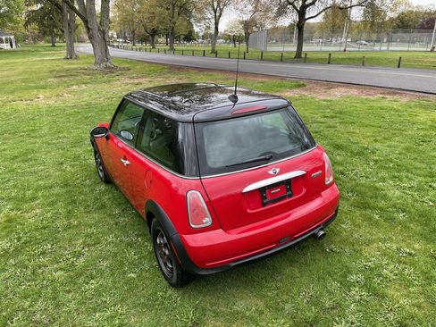 Used 2005 MINI Cooper Hardtop FWD image 14