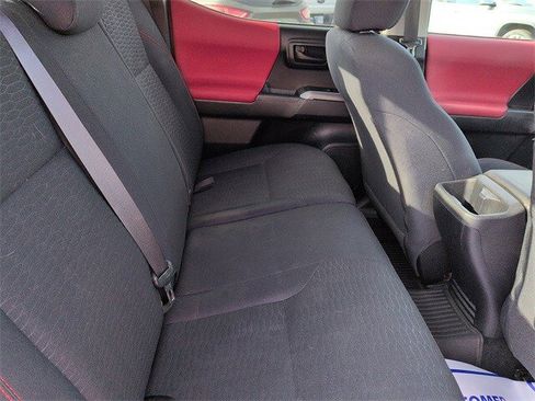 Used 2019 Toyota Tacoma SR5 image 12