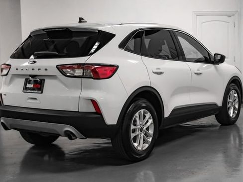 Used 2022 Ford Escape SE FWD image 9