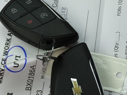 Used 2023 Chevrolet Colorado ZR2 w/ ZR2 Convenience Package III image 12