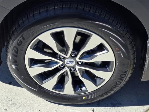 Used 2023 Subaru Outback Limited XT image 38