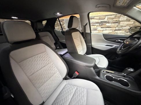 Used 2019 Chevrolet Equinox LT AWD/4WD image 34