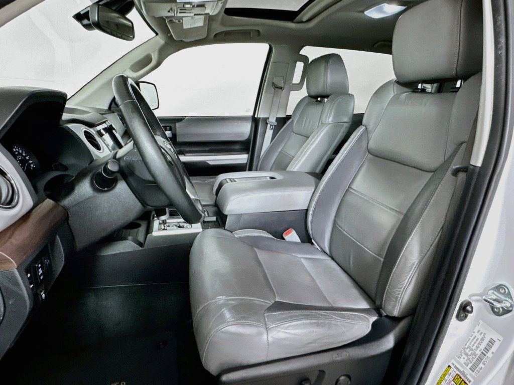 Used 2021 Toyota Tundra Limited w/ Limited Premium Package AWD/4WD image 8