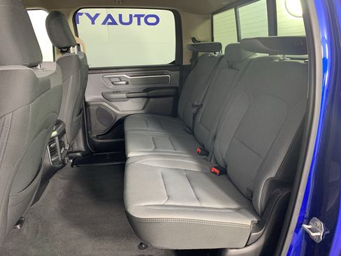 Used 2019 RAM 1500 Big Horn RWD image 31