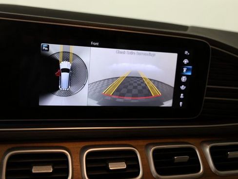 Used 2021 Mercedes-Benz GLS 580 4MATIC image 10