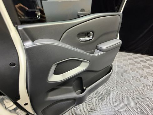 New 2026 Nissan Frontier SV image 16