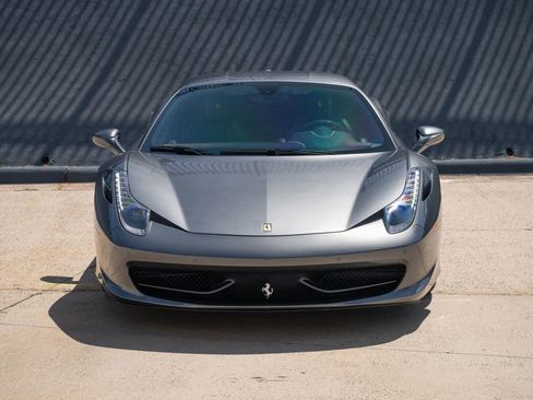 Used 2015 Ferrari 458 Italia Coupe RWD image 5