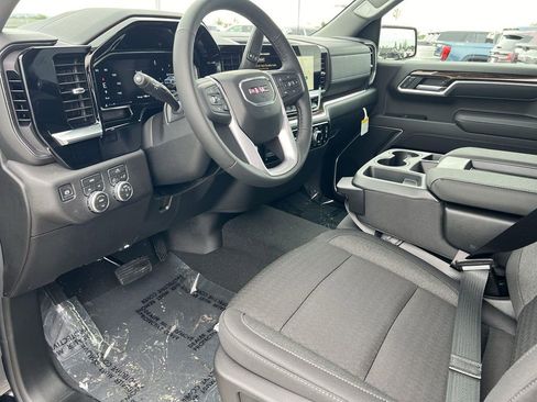New 2026 GMC Sierra 1500 Elevation image 9