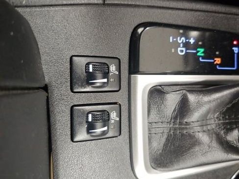 Used 2019 Toyota Highlander XLE AWD/4WD image 22
