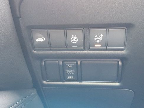 Used 2023 Nissan Armada SL w/ Cargo Package image 17