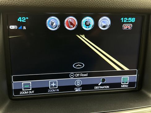 Used 2020 Chevrolet Tahoe LT w/ Luxury Package image 15