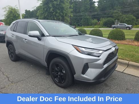 Used 2025 Toyota RAV4 XLE w/ Convenience Package AWD/4WD image 1