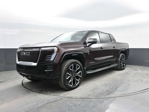 New 2025 GMC Sierra EV Denali image 5