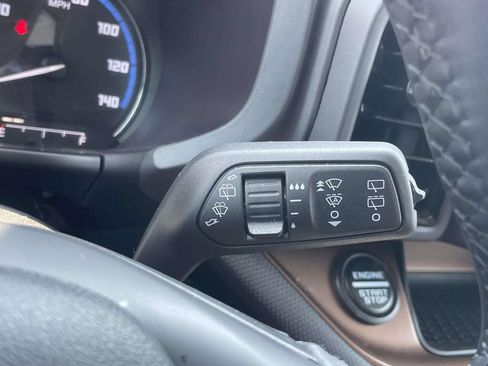 Used 2024 Ford Bronco Sport Outer Banks AWD/4WD image 32