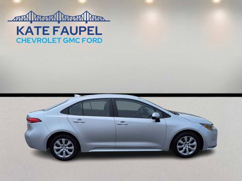 Used 2024 Toyota Corolla LE FWD image 8