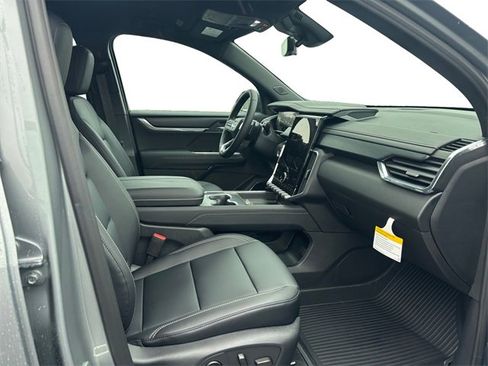 New 2026 GMC Acadia Elevation w/ Elevation Premium Package image 15