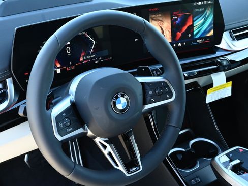 New 2026 BMW X1 xDrive28i w/ Technology Package image 12