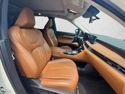 Used 2023 INFINITI QX60 Sensory w/ Vision Package AWD/4WD image 19