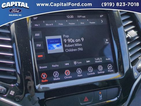 Used 2022 Jeep Cherokee Limited AWD/4WD image 16