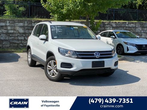Used 2016 Volkswagen Tiguan S FWD image 1