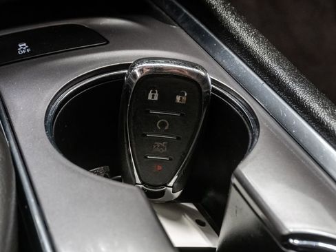 Used 2023 Chevrolet Malibu LT FWD image 23