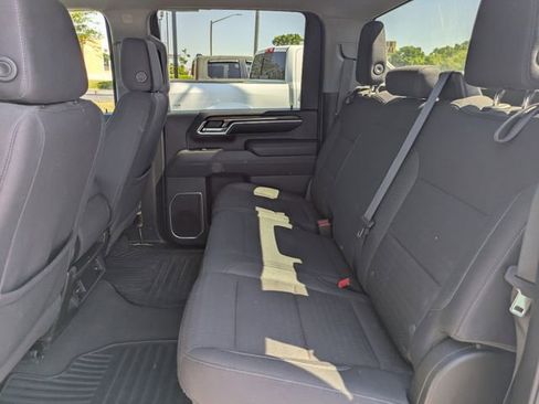 Used 2024 Chevrolet Silverado 2500 LT AWD/4WD image 14