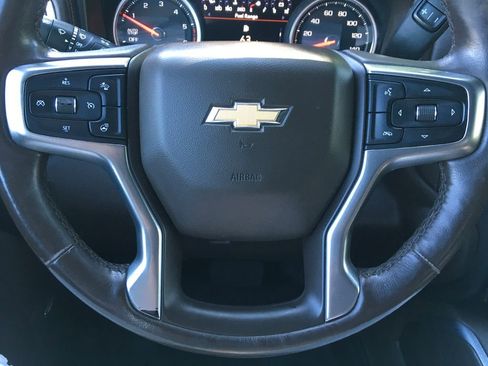 Used 2021 Chevrolet Silverado 1500 LTZ w/ Technology Package AWD/4WD image 15