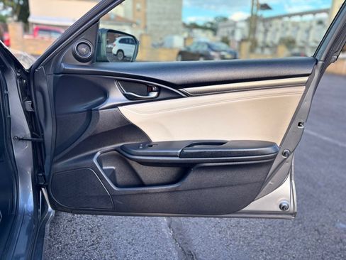 Used 2017 Honda Civic EX-L image 27
