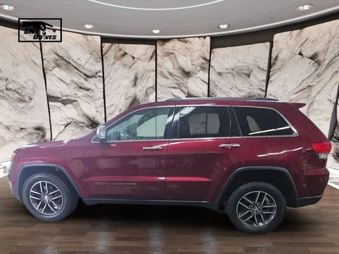 Used 2017 Jeep Grand Cherokee Limited AWD/4WD image 8