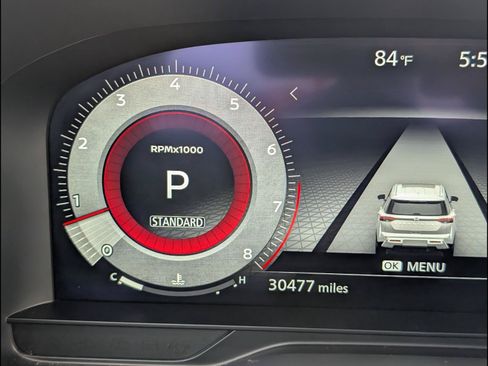 Used 2024 Nissan Pathfinder Platinum w/ Cargo Package FWD image 9