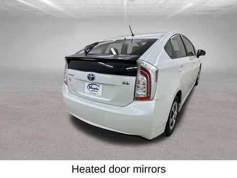 Used 2014 Toyota Prius Two image 12