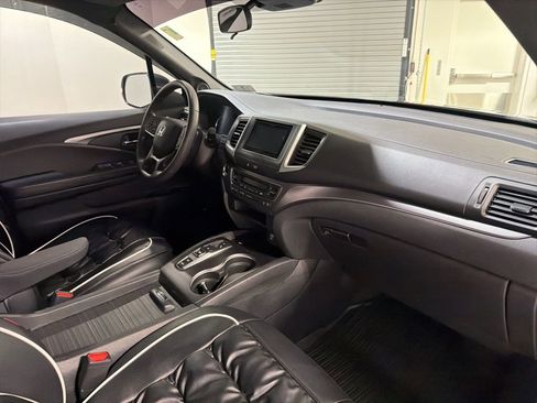 Used 2019 Honda Passport Sport image 23