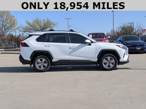 Used 2025 Toyota RAV4 XLE w/ Weather Package image 4