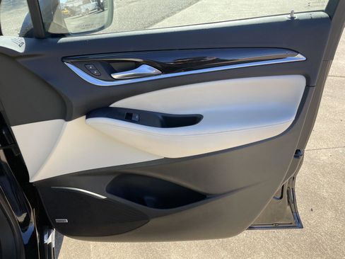 Used 2022 Buick Enclave Premium w/ Experience Buick Package image 53