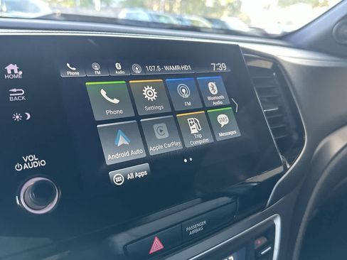Used 2025 Honda Passport EX-L image 18