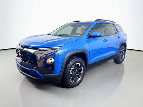 Used 2025 Chevrolet Equinox ACTIV w/ Safety and Technology Package FWD image 5