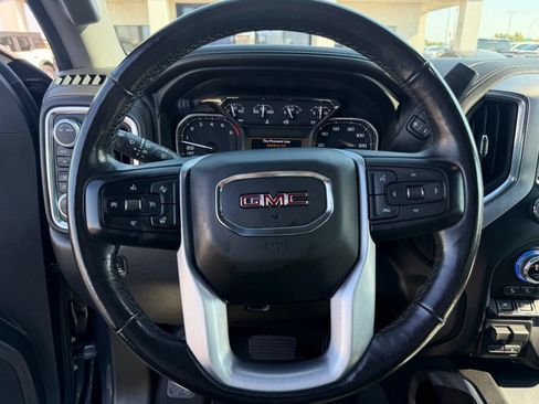Used 2021 GMC Sierra 1500 SLT AWD/4WD image 30