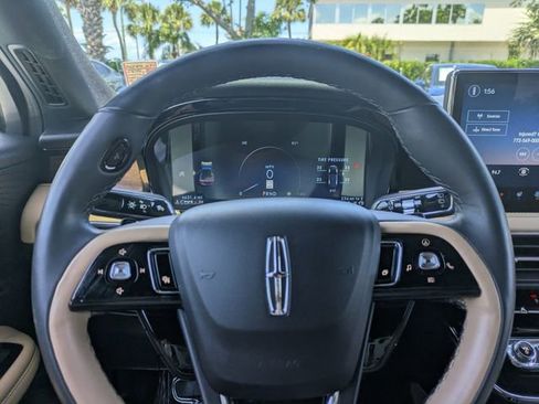 Used 2023 Lincoln Corsair Reserve w/ Equipment Group 201A FWD image 29