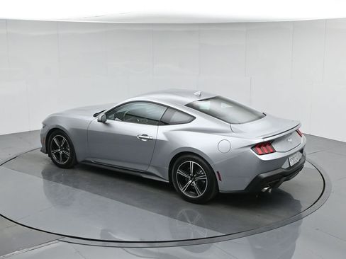 Used 2025 Ford Mustang Premium image 45