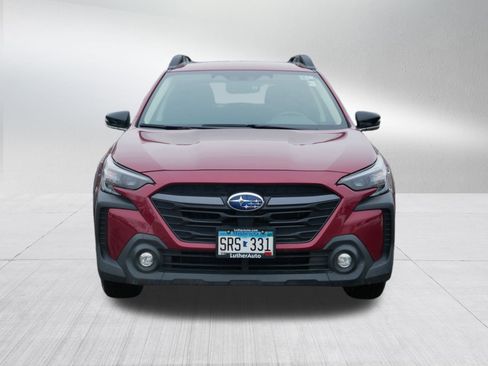 Certified 2025 Subaru Outback Premium image 2